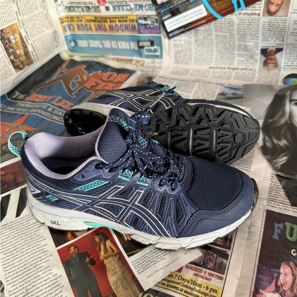 ASICS Women's Blue Athletic Shoes
